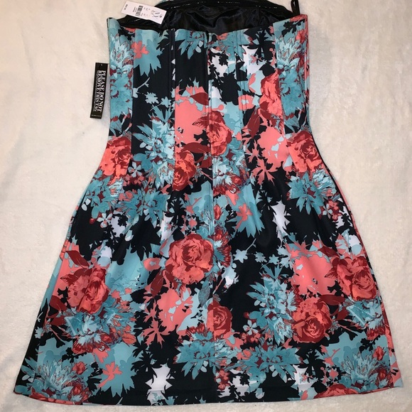 NY&C Floral Strapless Scuba Dress - Picture 5 of 5